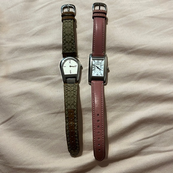 Two Coach watches - Picture 1 of 4